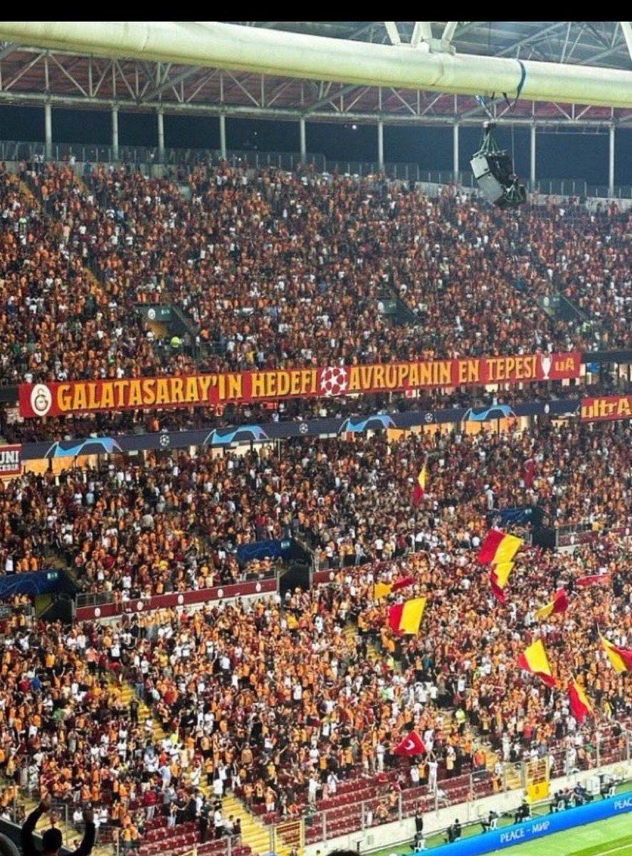 𝐍𝐀𝐙 ✨ tweet media