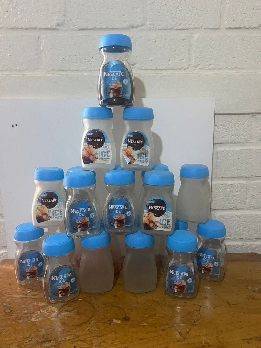 ¿Creen que <a href="/lenosierra/">leno sierra</a> y yo somos fans de Nescafé Ice? Naaaaah.