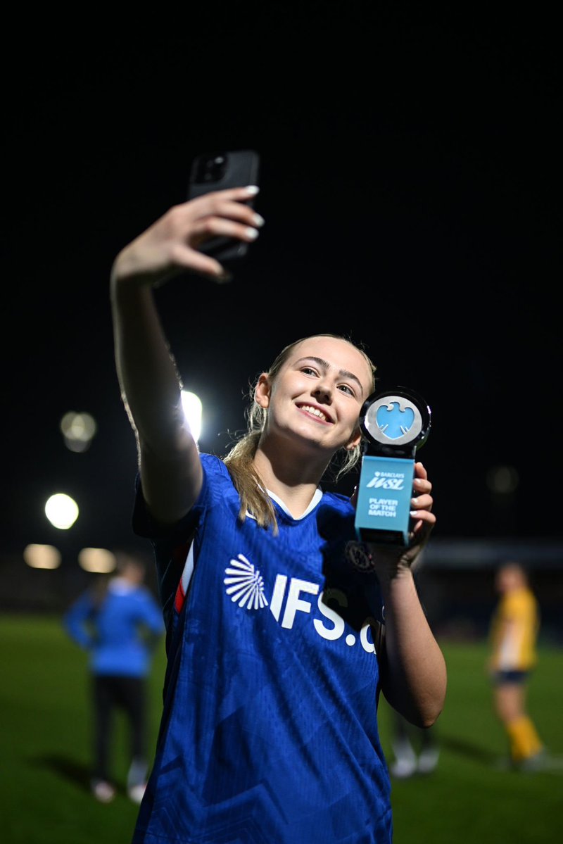 𝐍𝐞𝐧𝐲𝐞𝐂𝐡𝐞𝐥𝐬𝐞𝐚 tweet media