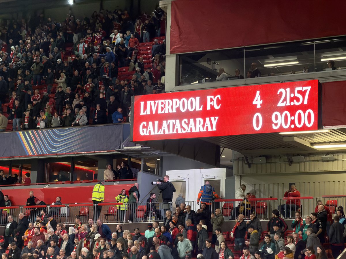 Franny Griffiths 🕷 tweet media