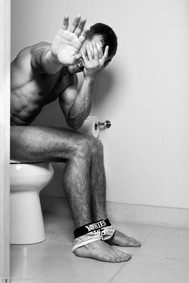 FavoriteHunks tweet media