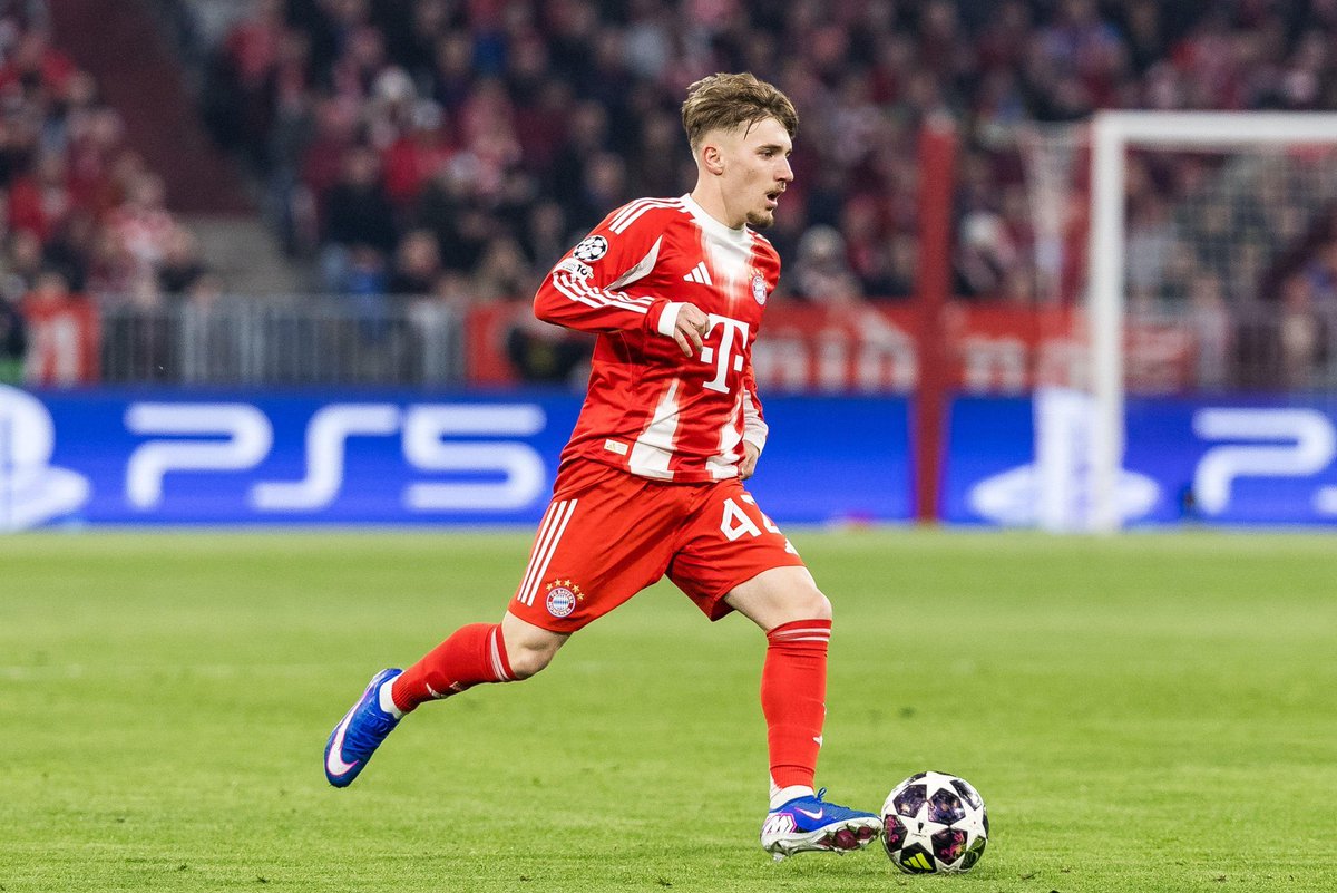 System Foot tweet media