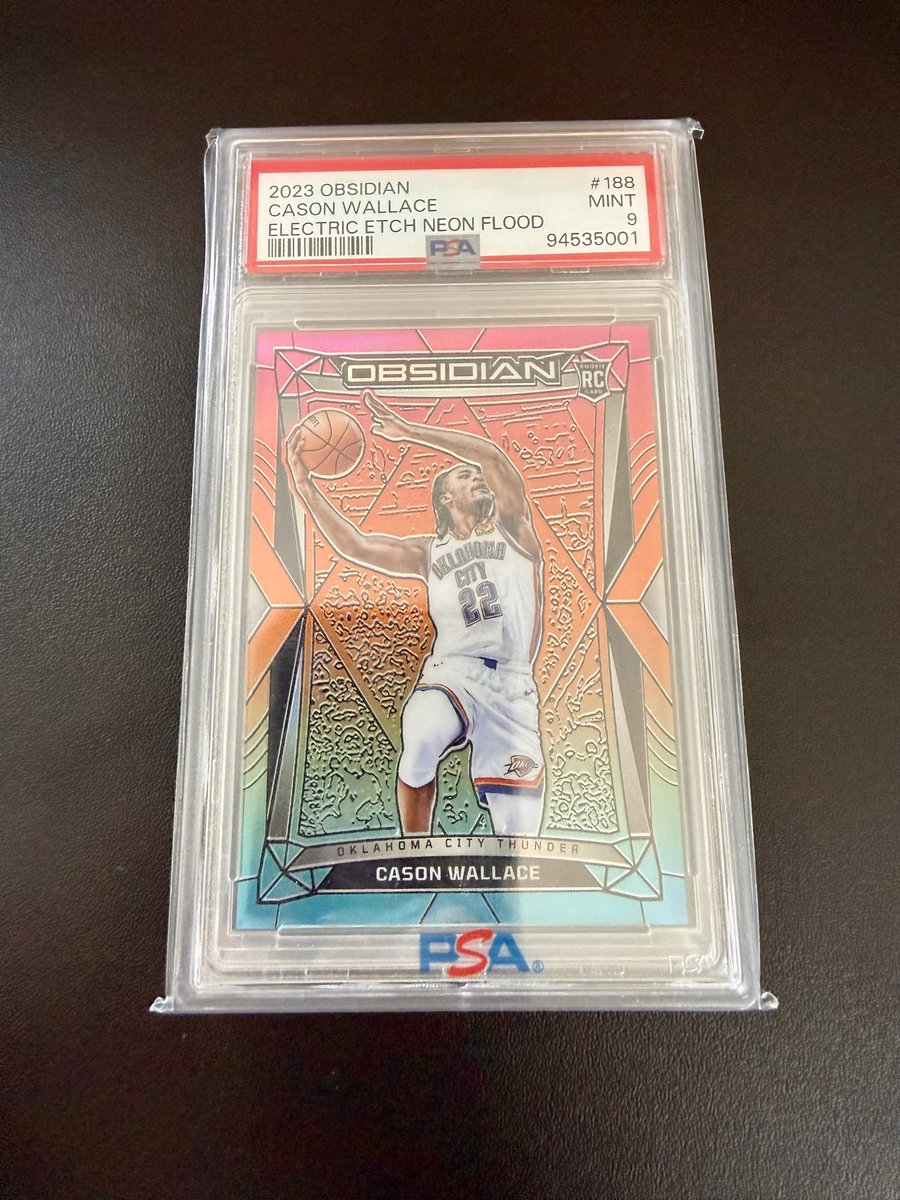 LICbreaks tweet media