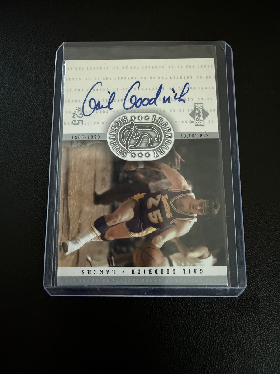 LICbreaks tweet media