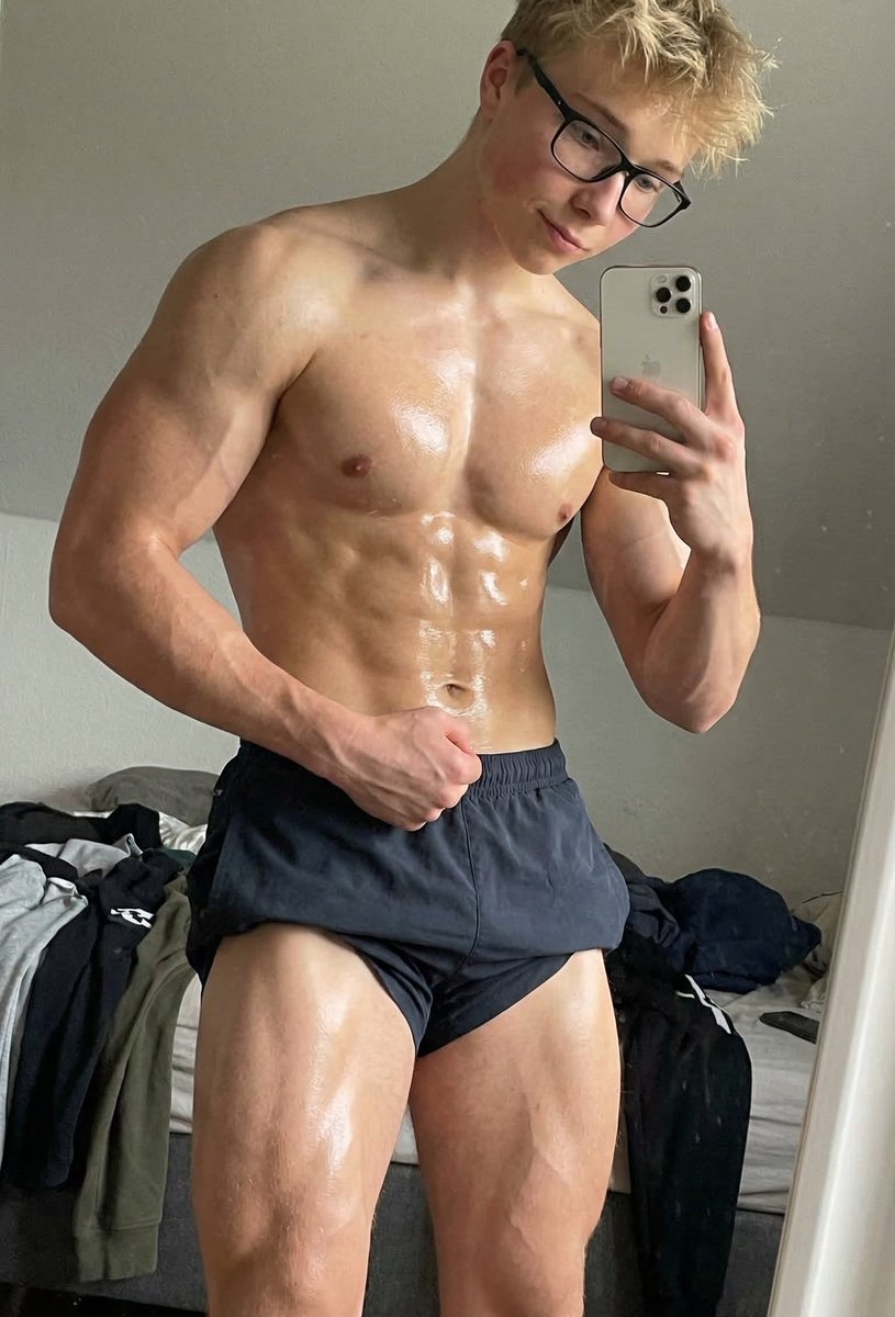 Tim Vyloo tweet media