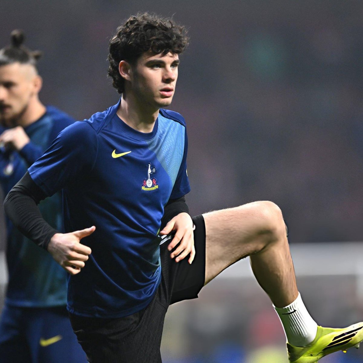 DybalaAndMore's tweet image. Archie Gray #legs