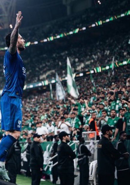 alfheedA's tweet photo. جدة كذا .. «هلال وبحر»

#الهلال_الاهلي https://t.co/dEI0sbYVXo