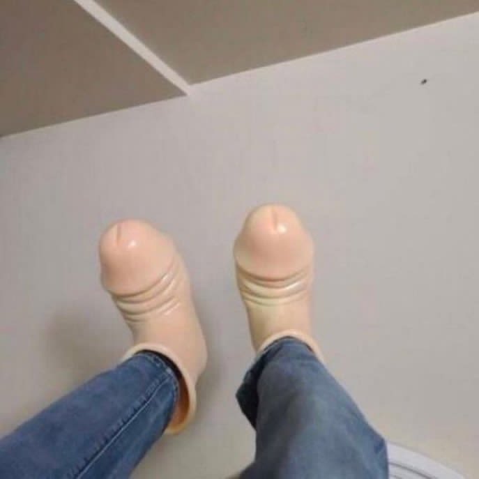 ALEX'İN HEYKELİ tweet media