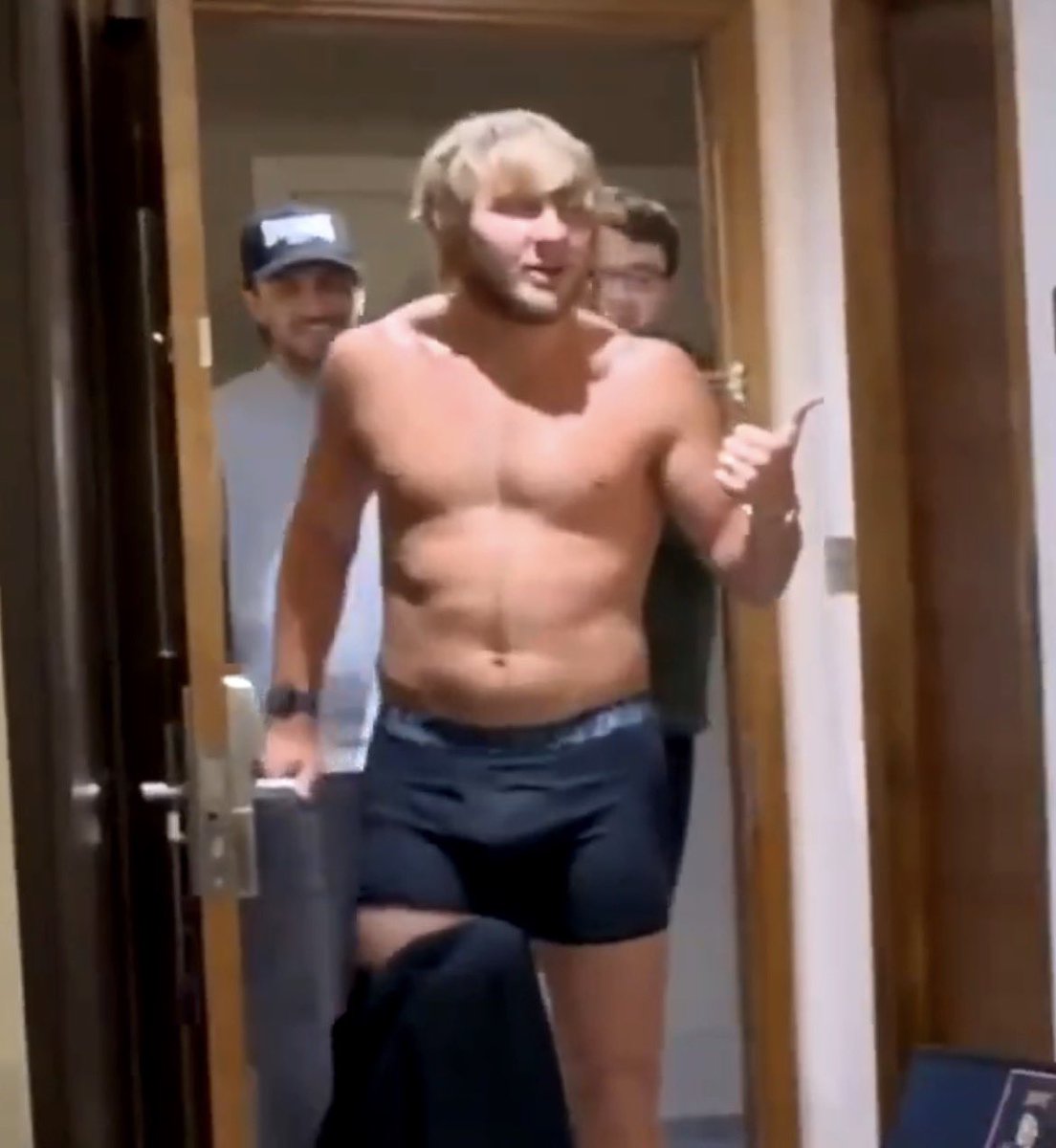 Dovy🔌 tweet media