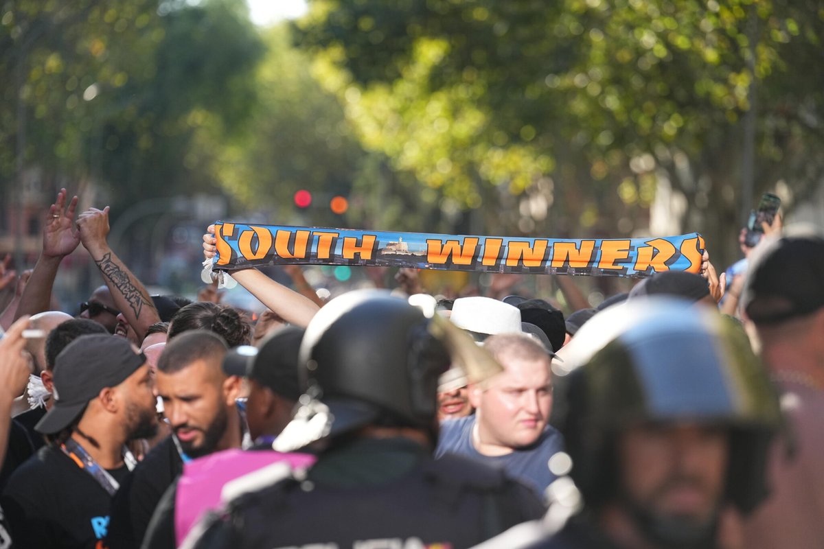 Le Parisien tweet media