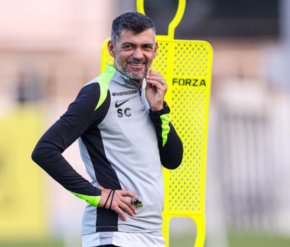 mo_koli's tweet photo. سبب هزيمة الاتحاد وخروجه من جميع البطولات المحليه مدرب مفلس وجبان ليس لديه اي خطط او تكتيت وتغيرات عشوائيه حسبنا الله ونعم الوكيل  فيه وفي الي جابه للتحاد https://t.co/KsndN4Lf6i