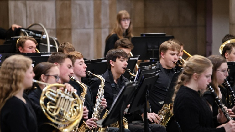 MalcolmSchools's tweet photo. The Malcolm High School Band took the stage in the Rotunda of the Nebraska State Capitol today!

An incredible experience in a remarkable setting, and a great showcase of their hard work and talent. https://t.co/Uc5ZTANNdF