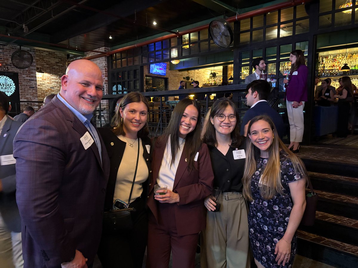 Trinity University Alumni Association tweet media