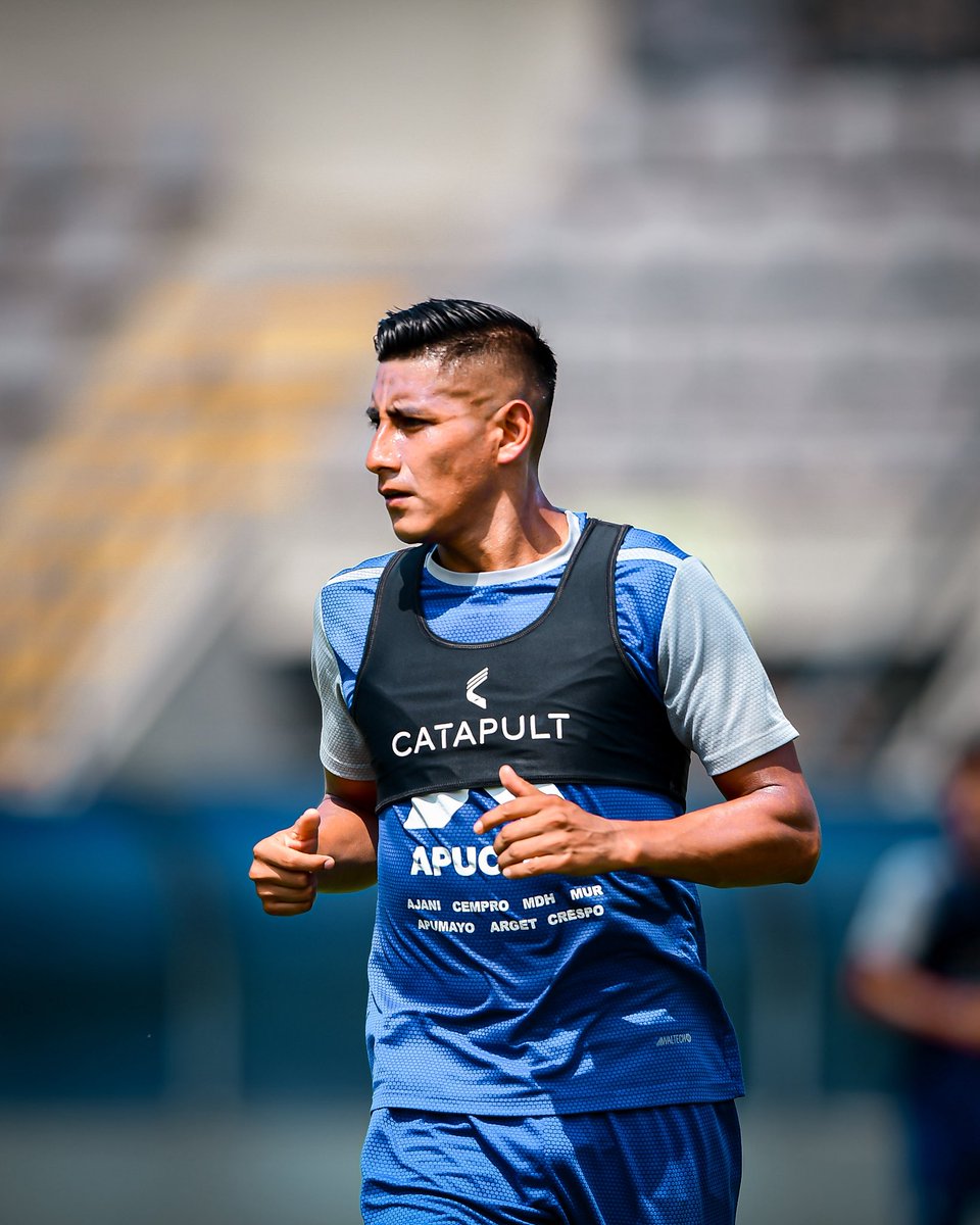 San Martín tweet media