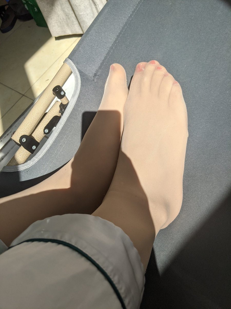 看尽世间百态 tweet media