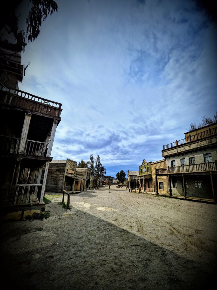 thisishuddy's tweet photo. Today I have mostly been two-stepping my way around Fort Bravo and living my Cowboy 🤠 👢 🐎 dream! #cowboy #countrymusic #spain #fortbravo #horse https://t.co/QKxXrkjy7l