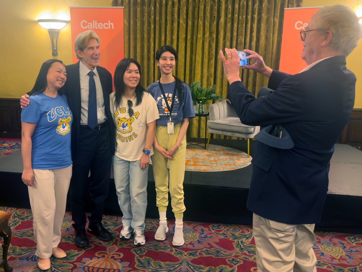 Julio Frenk tweet media