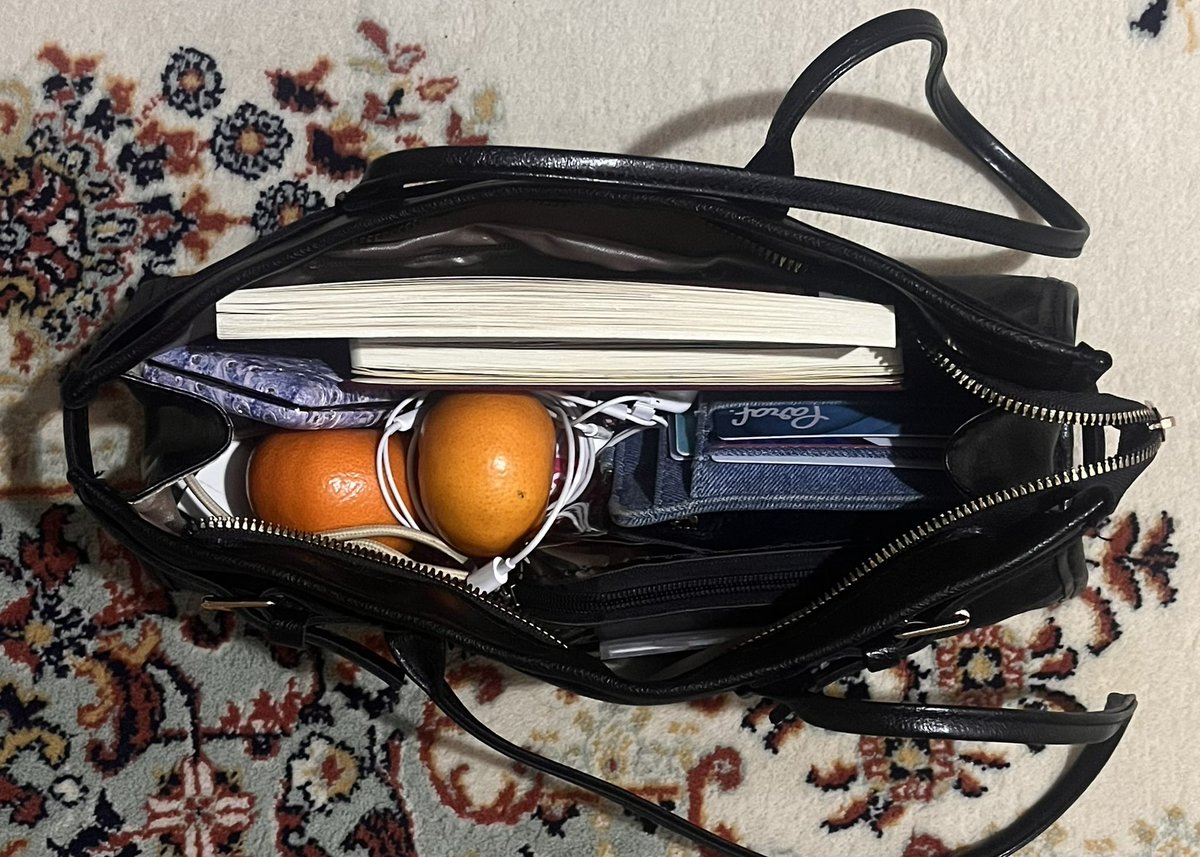 flâneuse tweet media