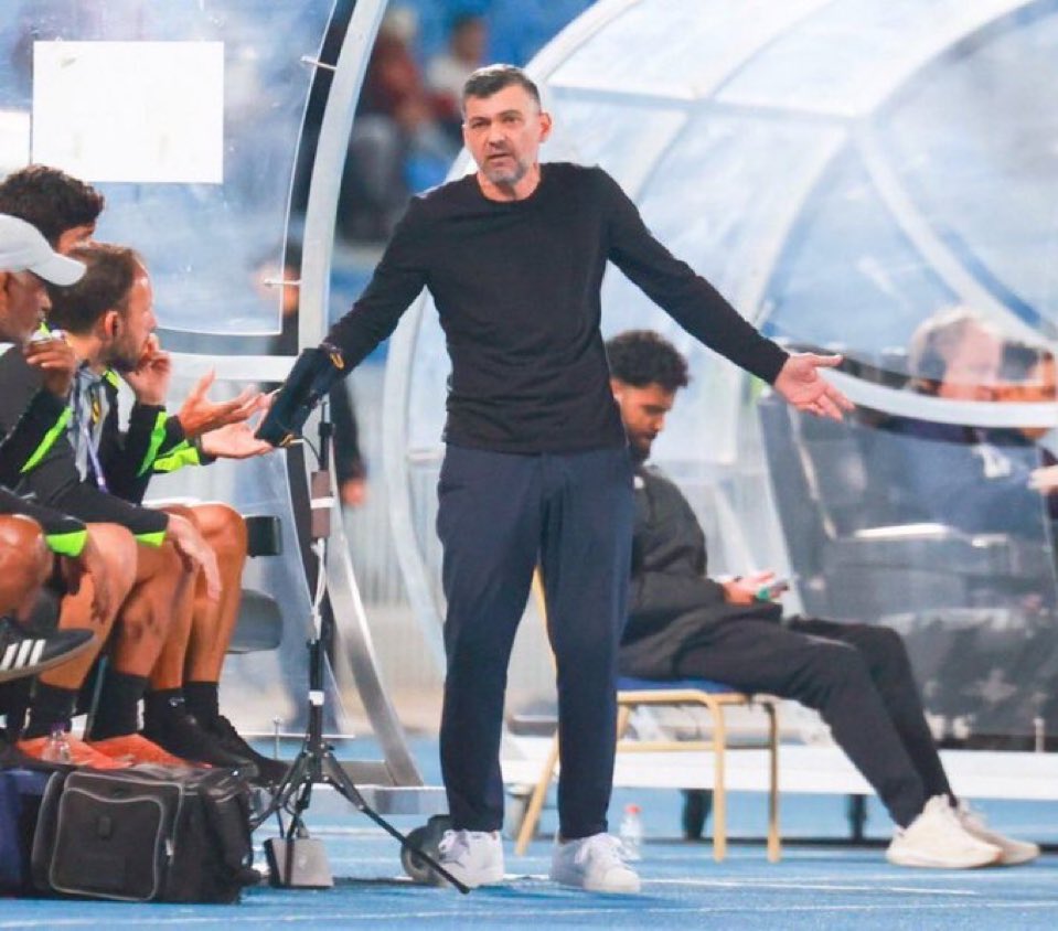 ابــو الـعــز tweet media