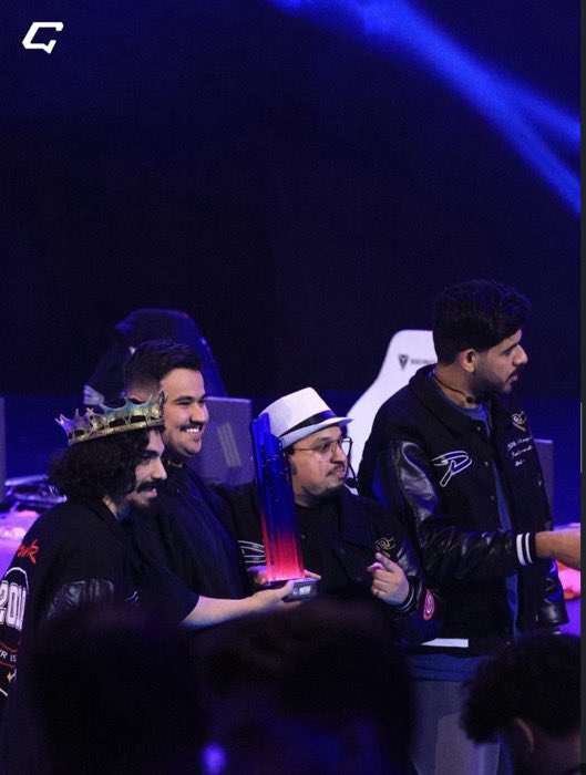 معاذ السلاطين tweet media