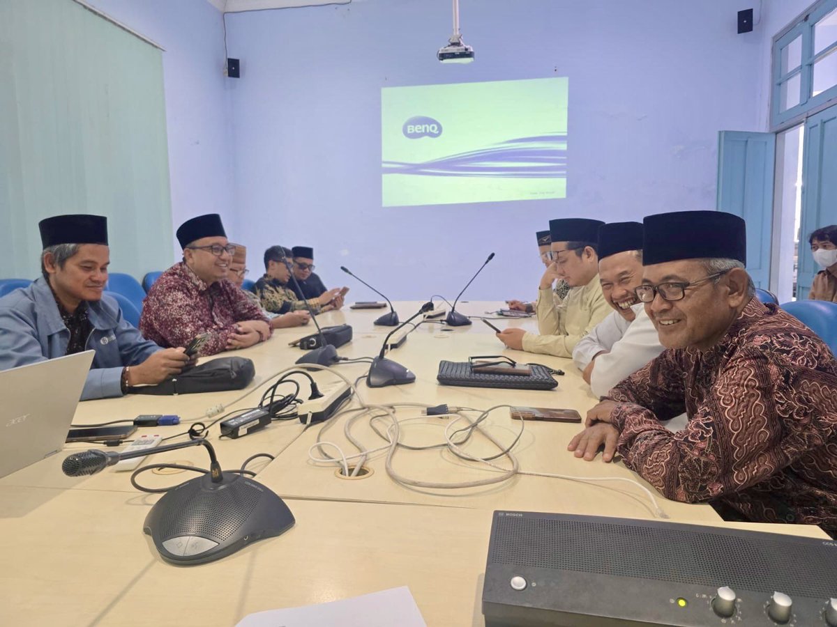 TRI NUGROHO tweet media