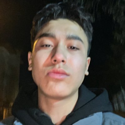 apindangoye fan 卍 tweet media