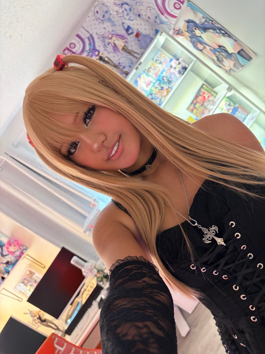 hana 𝜗𝜚 tweet media