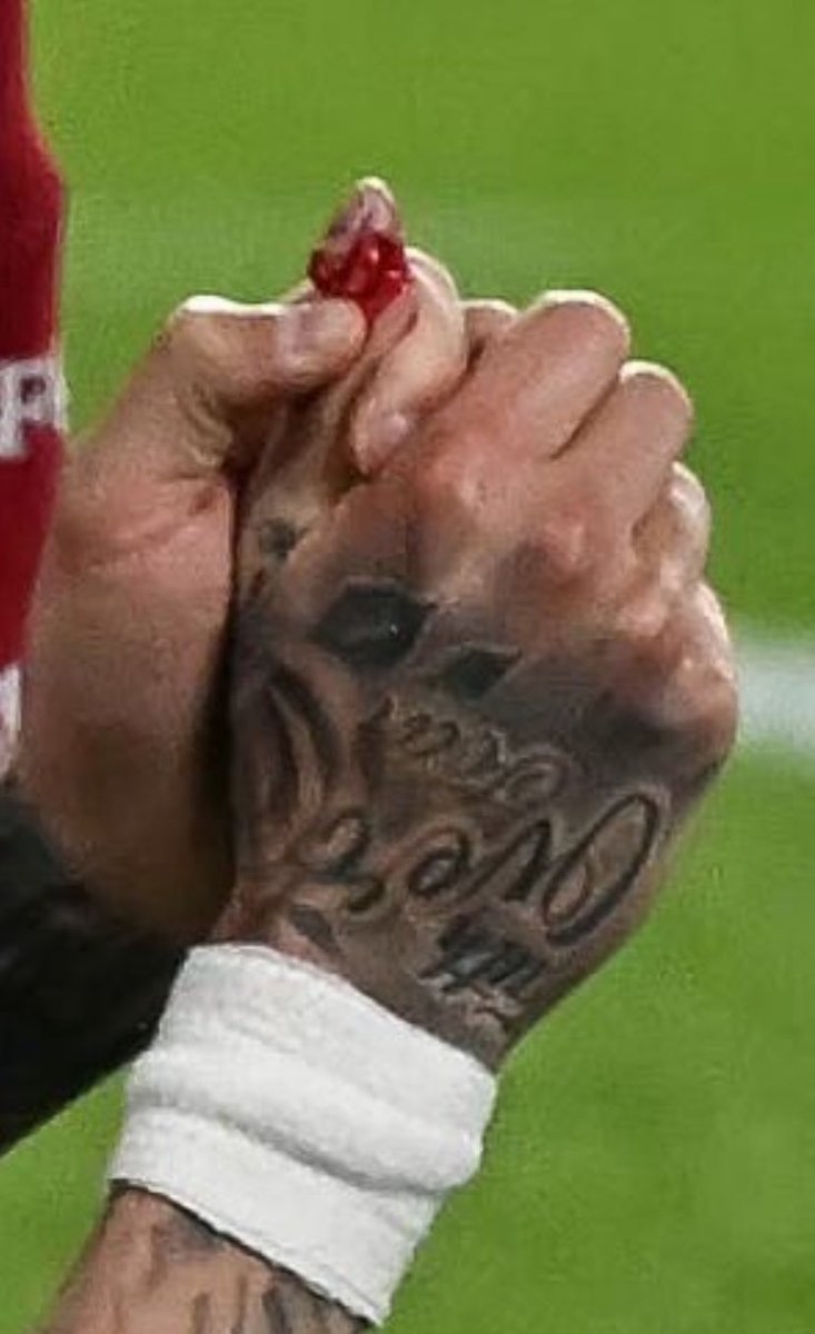 Gala #Nhaga🇬🇼 tweet media