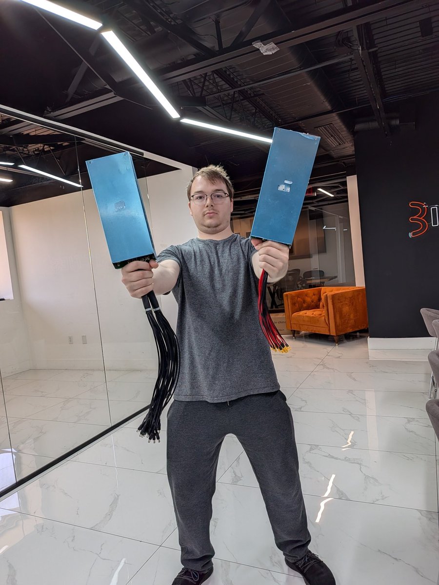 Marshall Long tweet media