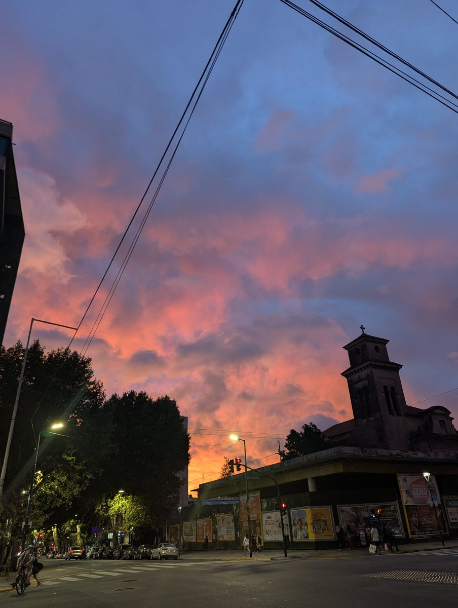 juliarga tweet media