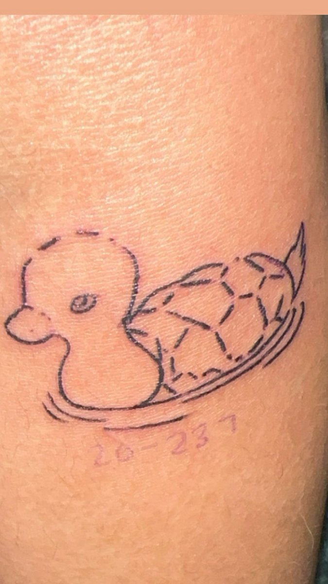 cass ༊*·˚ tweet media