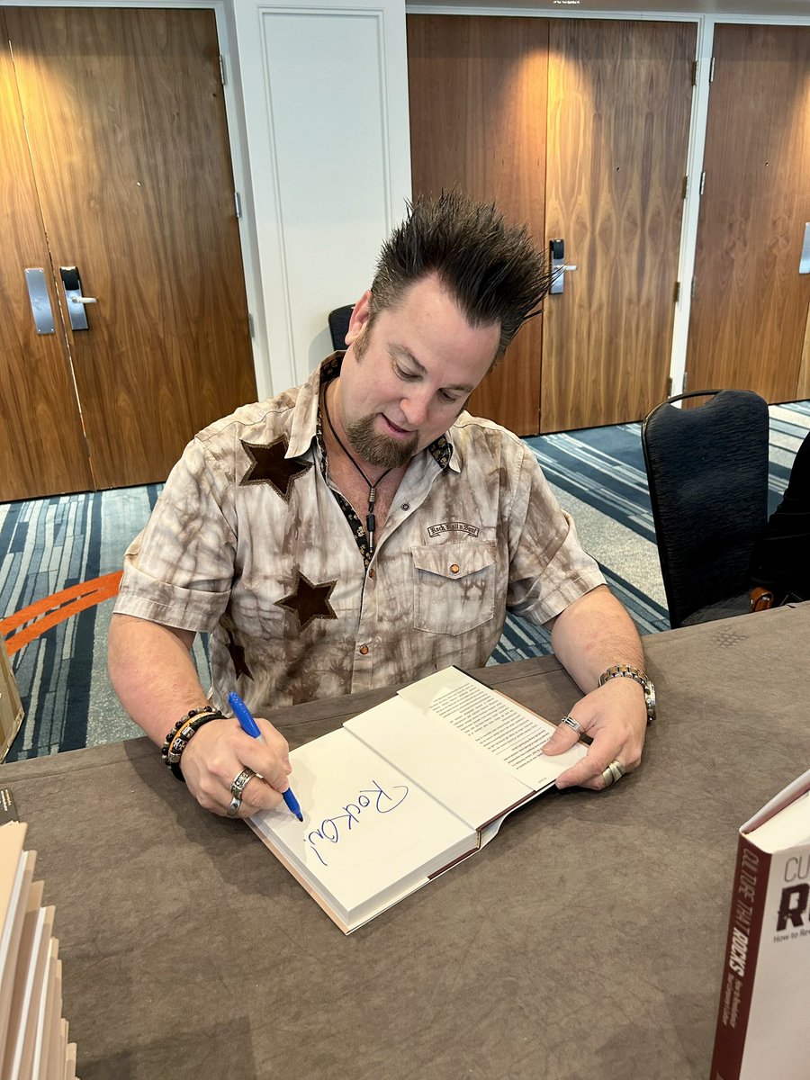 Jim Knight tweet media