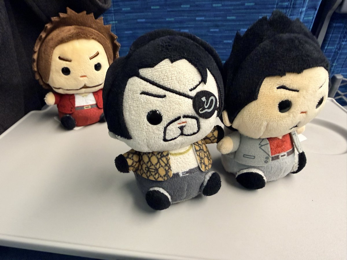 Goro_syurepip's tweet photo. 桐『今日はアイツらに会いに行くぜ!真島の兄さん。』
真『ひっひっひっ、アイツらに会うんもごっつ久しぶりやのぉ…』
春『あの〜……一体誰に会いに行くおつもりで…?アイツら?…』
#SEGASTORE https://t.co/JGf6nSNkVM