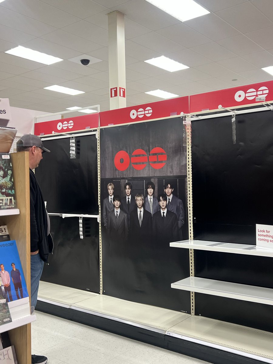 BTSARMY76Erin ⁷ ⦿ ☰ ☲ Arirang ⟭⟬ ⟬⟭ tweet media