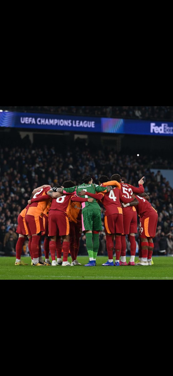 #LIVvGS 
Sizinle gurur duyuyoruz. Yaşattıklarınız için teşekkürler.. <a href="/GalatasaraySK/">Galatasaray SK</a>