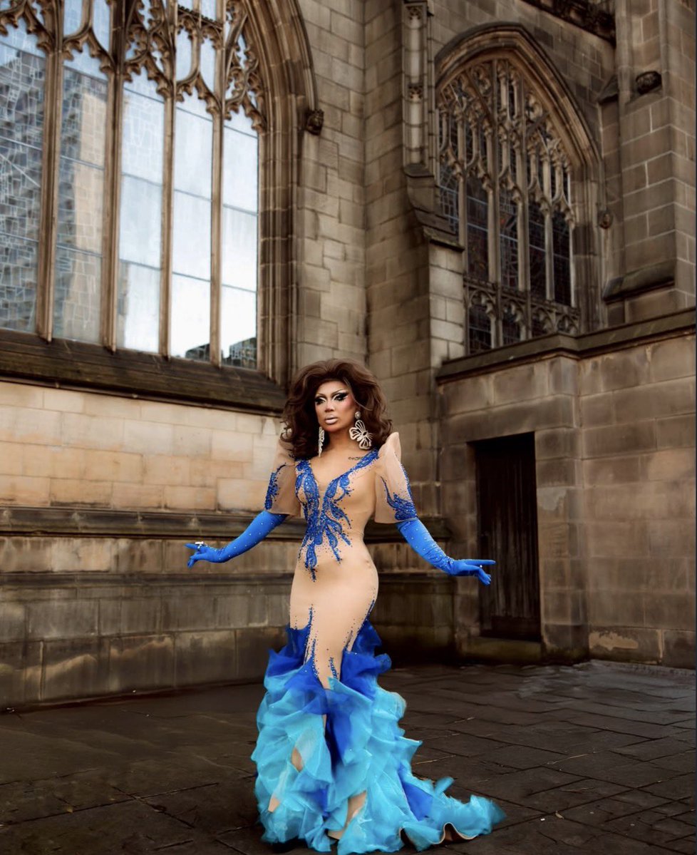 Drag Crave tweet media