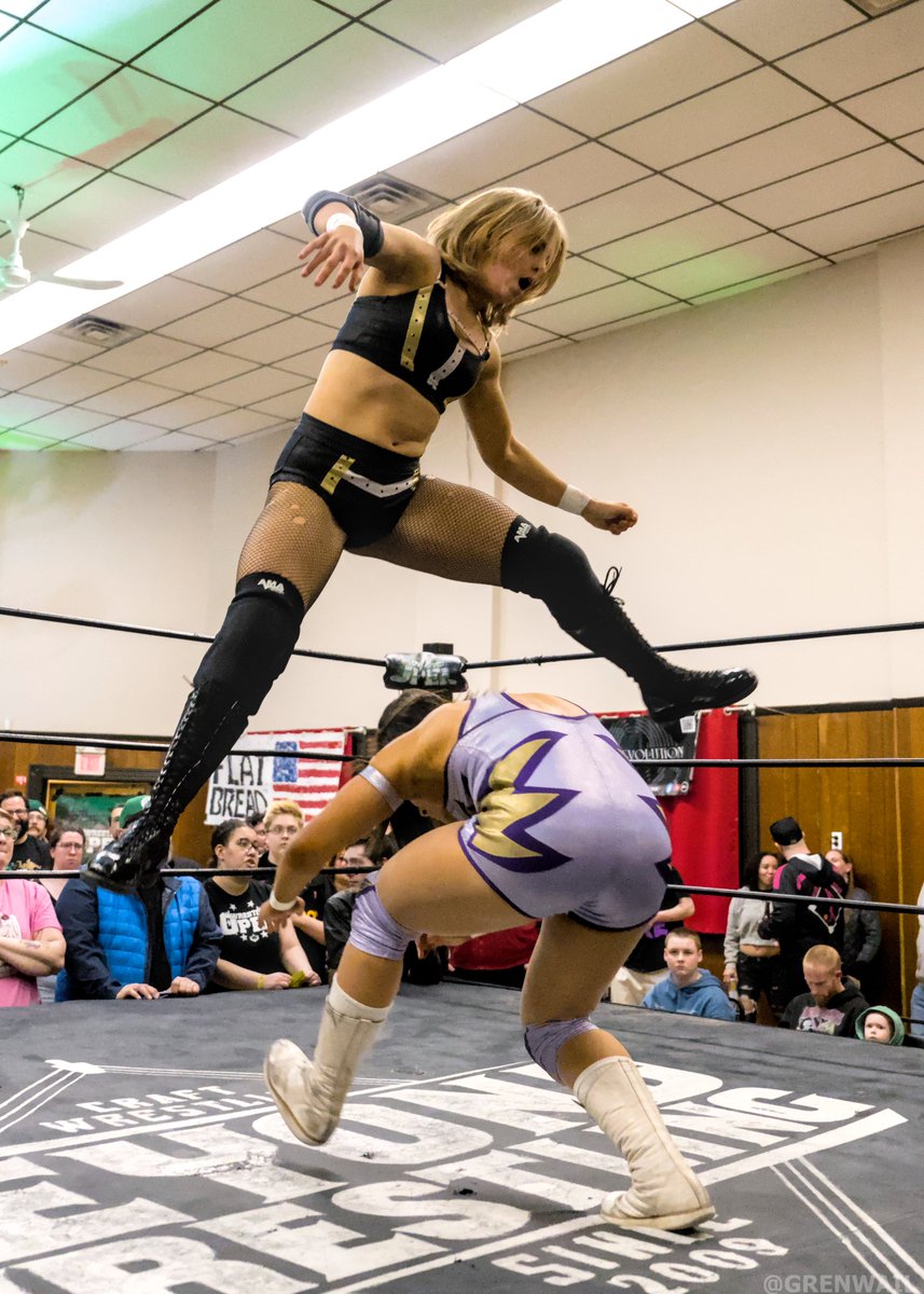 Grenwail tweet media