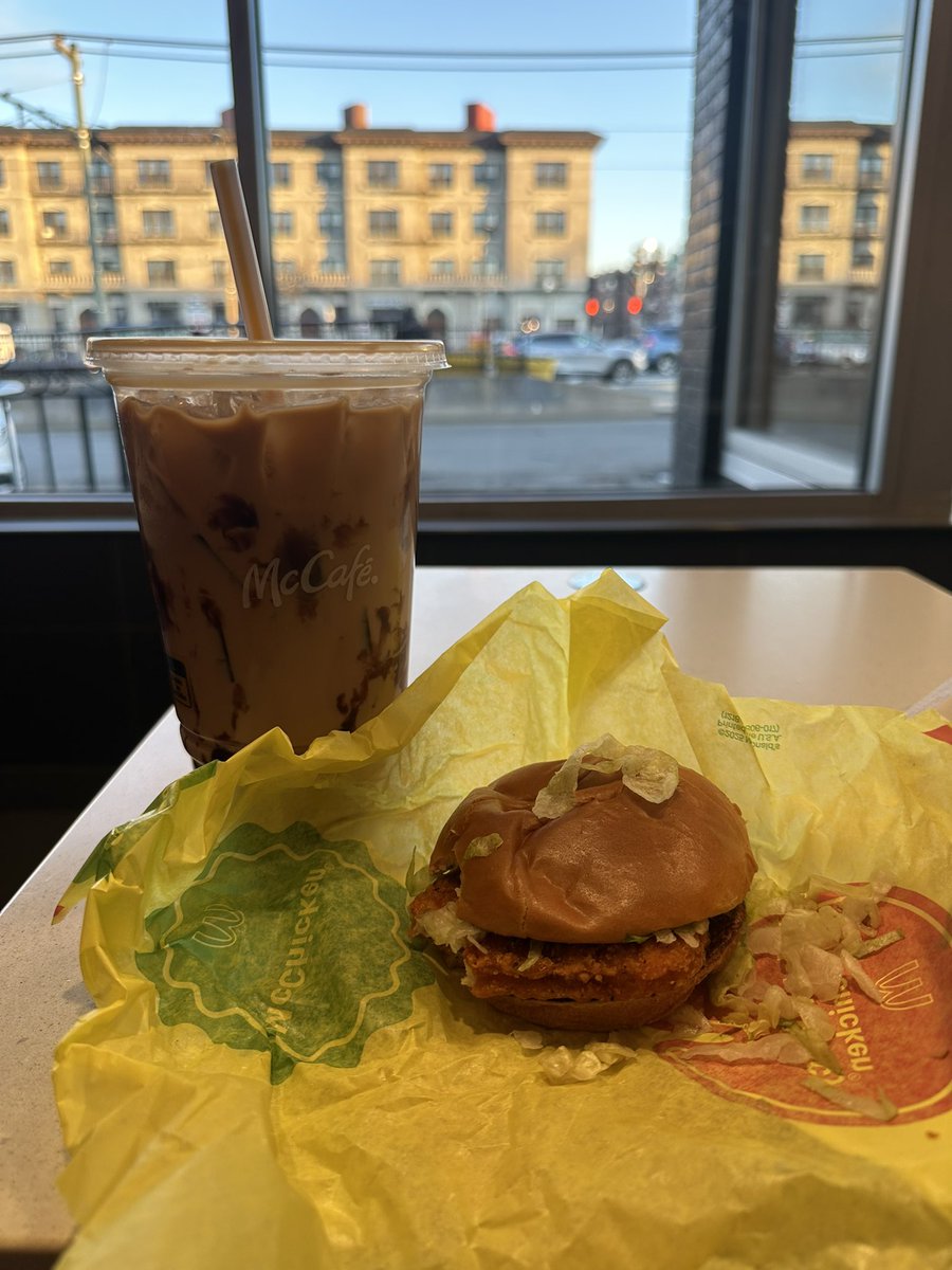 Payal 🌻 tweet media