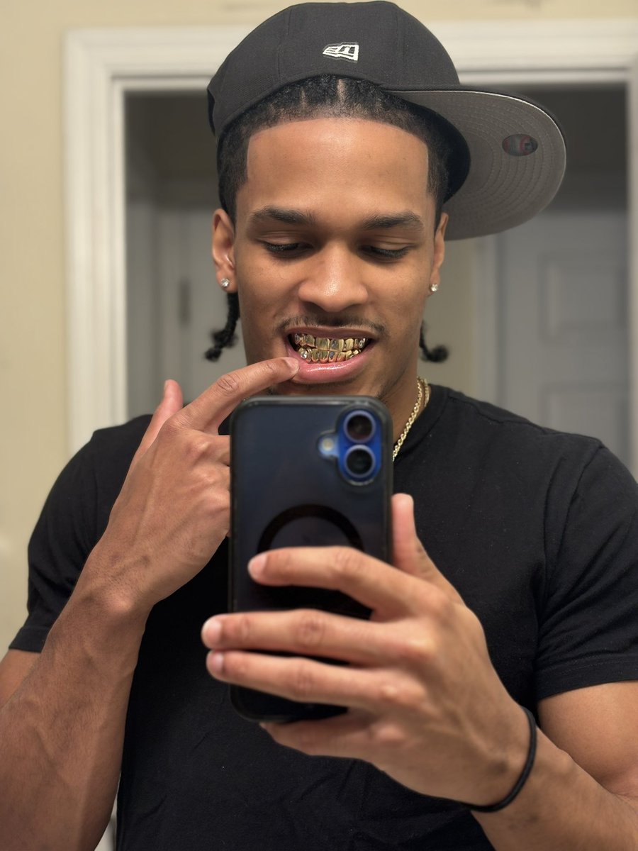 chillwitrichh's tweet photo. Sum for ya feed🖤 https://t.co/KgptkU7rjM