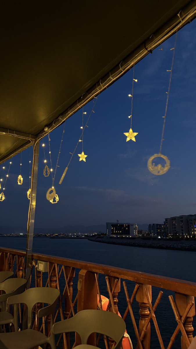 albanderye's tweet photo. فطور في السفينه 🌊🤎🤎🌙 https://t.co/Avxe1h6UGy