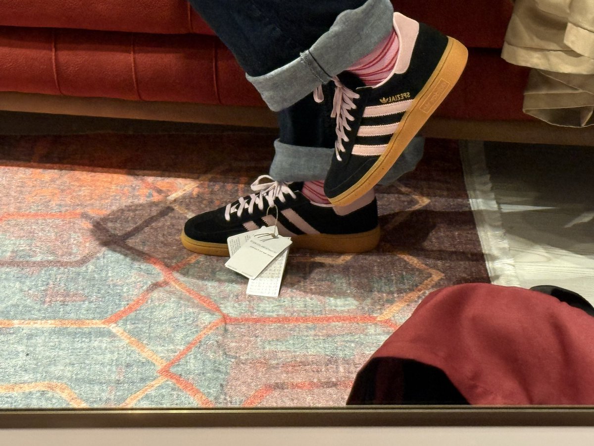 𝗡𝗮𝘃𝘆 𓍲 tweet media