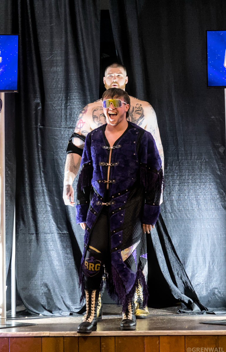 Grenwail tweet media