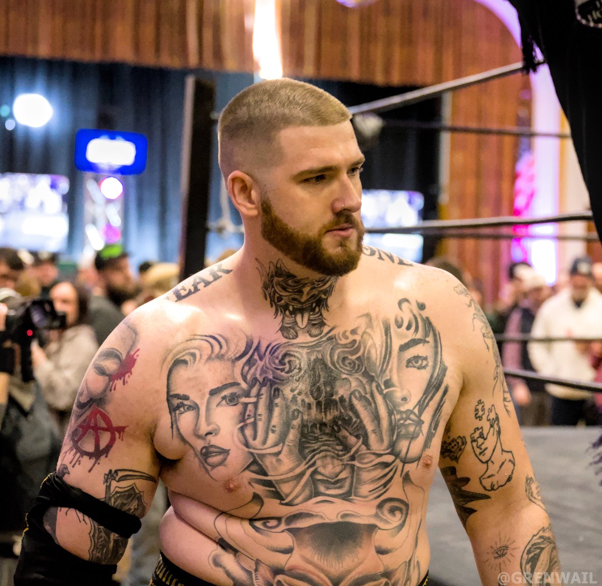 Grenwail tweet media