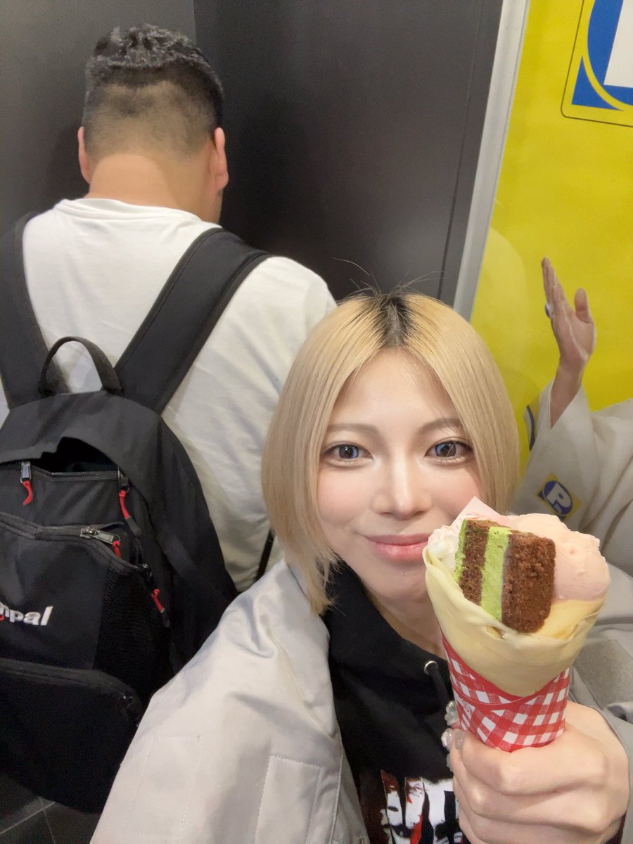 dechau_bkg's tweet photo. 食いしん坊すぎてじわるw https://t.co/8qNJfad4C4