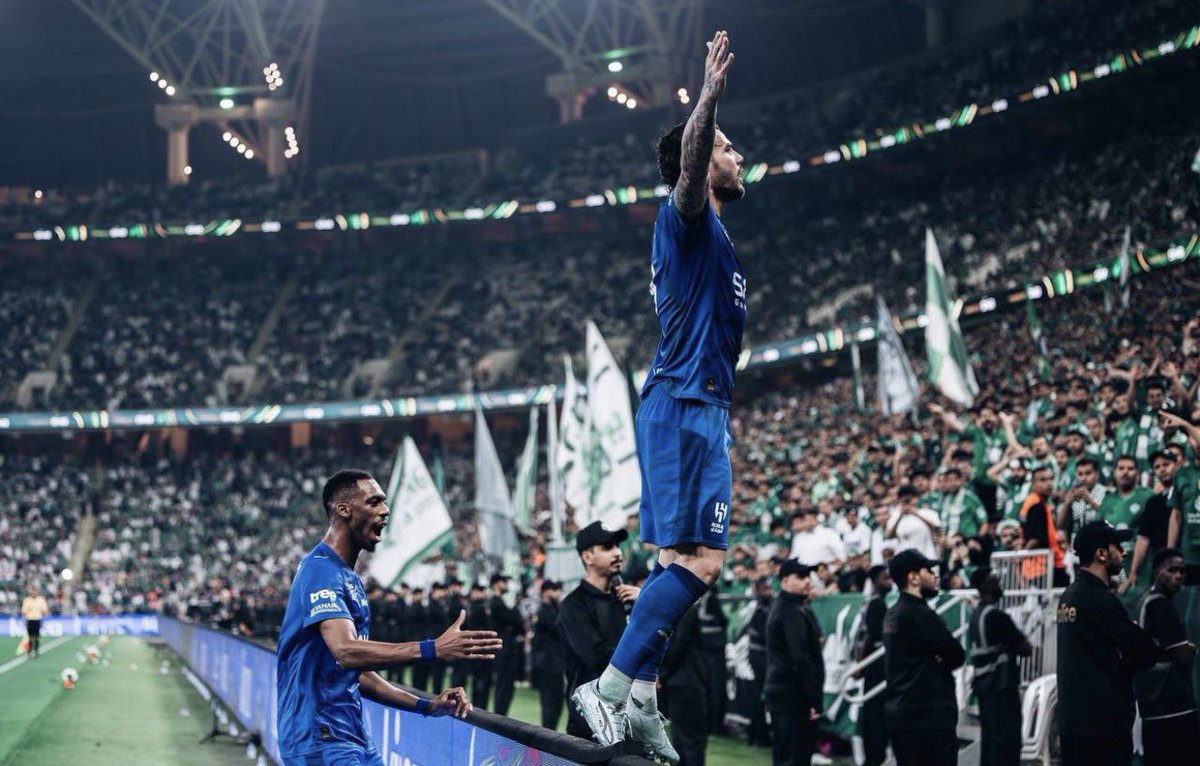 واحلا عيديه💙🤍