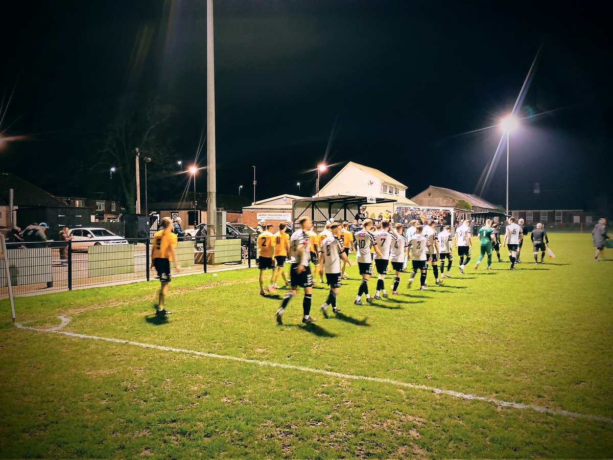 Zas Tavka tweet media