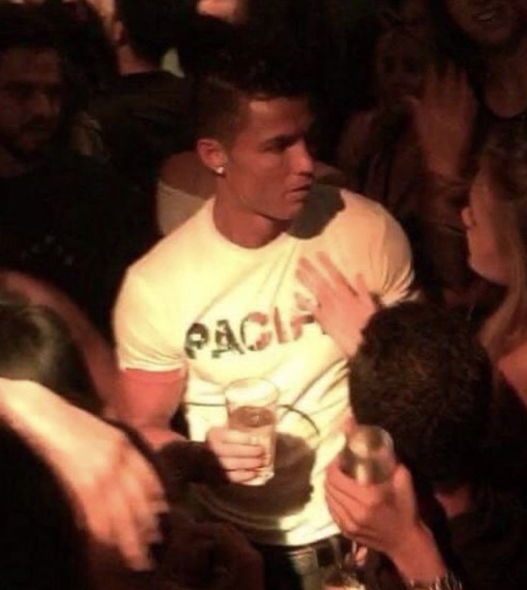 trendybaba tweet media