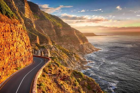 ash_ramjathan's tweet photo. @jacarandafm @HondaSA The correct answer is Chapman's peak in both versions of the NSX, or baby brother the S2000,  but since I can only dream, how about a drive to Ballito in the Sporty Honda Fit @HondaSA @jacarandafm  #HondaGreatSouthAfricanRoadTrip https://t.co/k3TNIGZ4iL