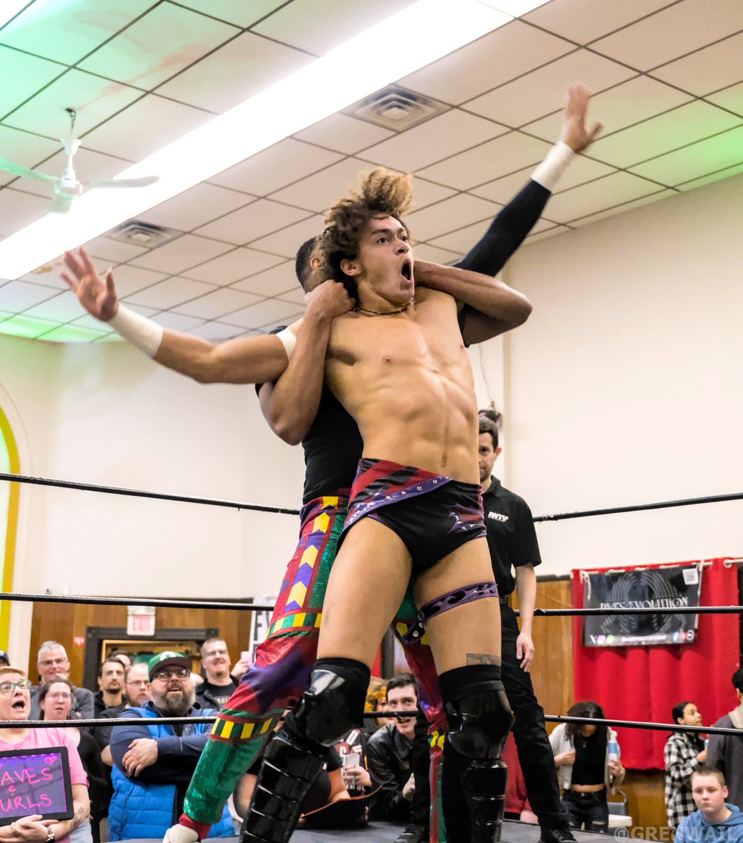 Grenwail tweet media