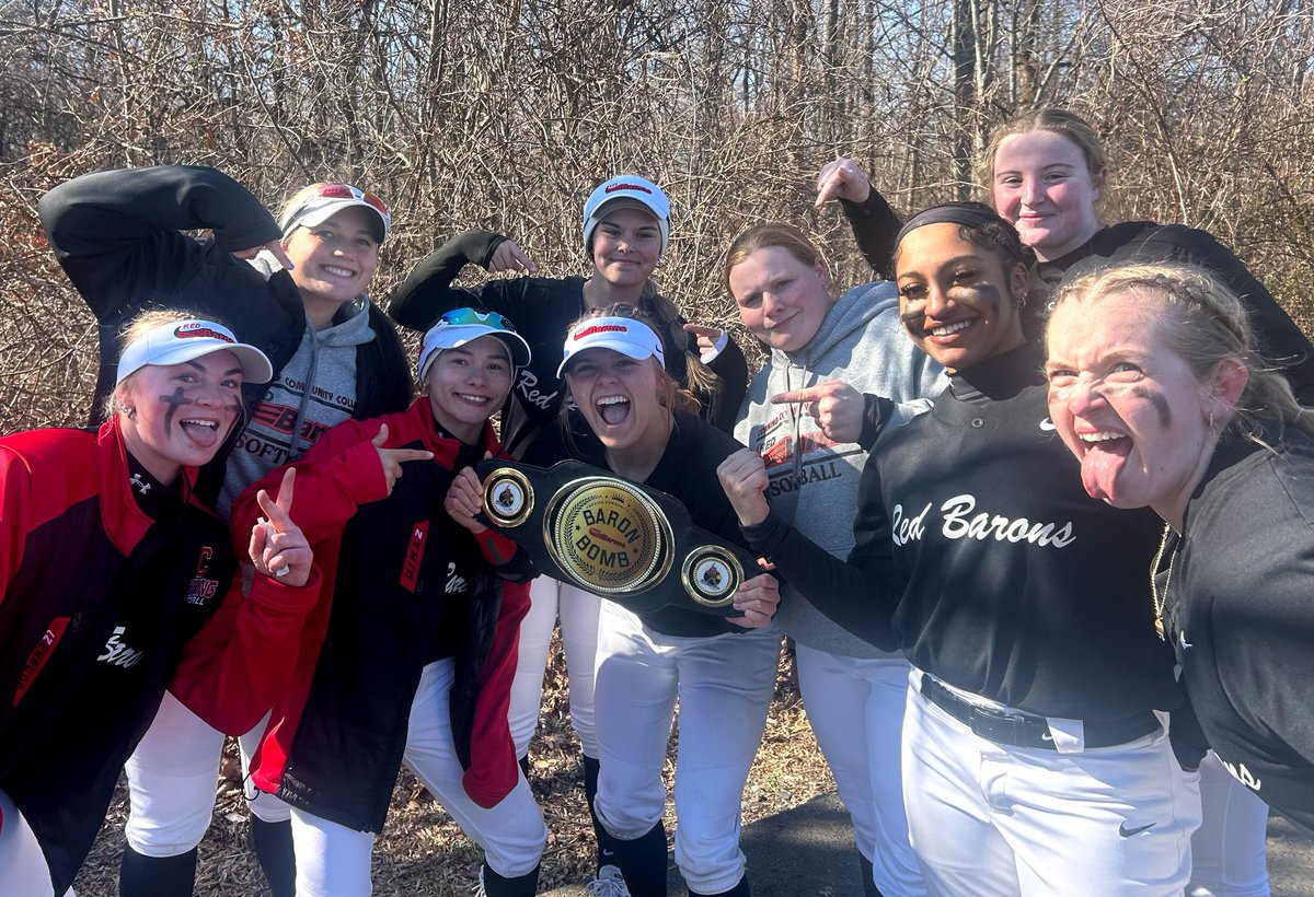 CorningRedBaronsSoftball tweet media